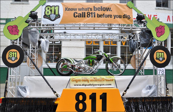 Rose Parade Float - 811 bike